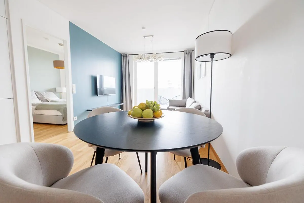 Lovely Apartment In Marina Tower - 10Min To City Center Vienna Austria