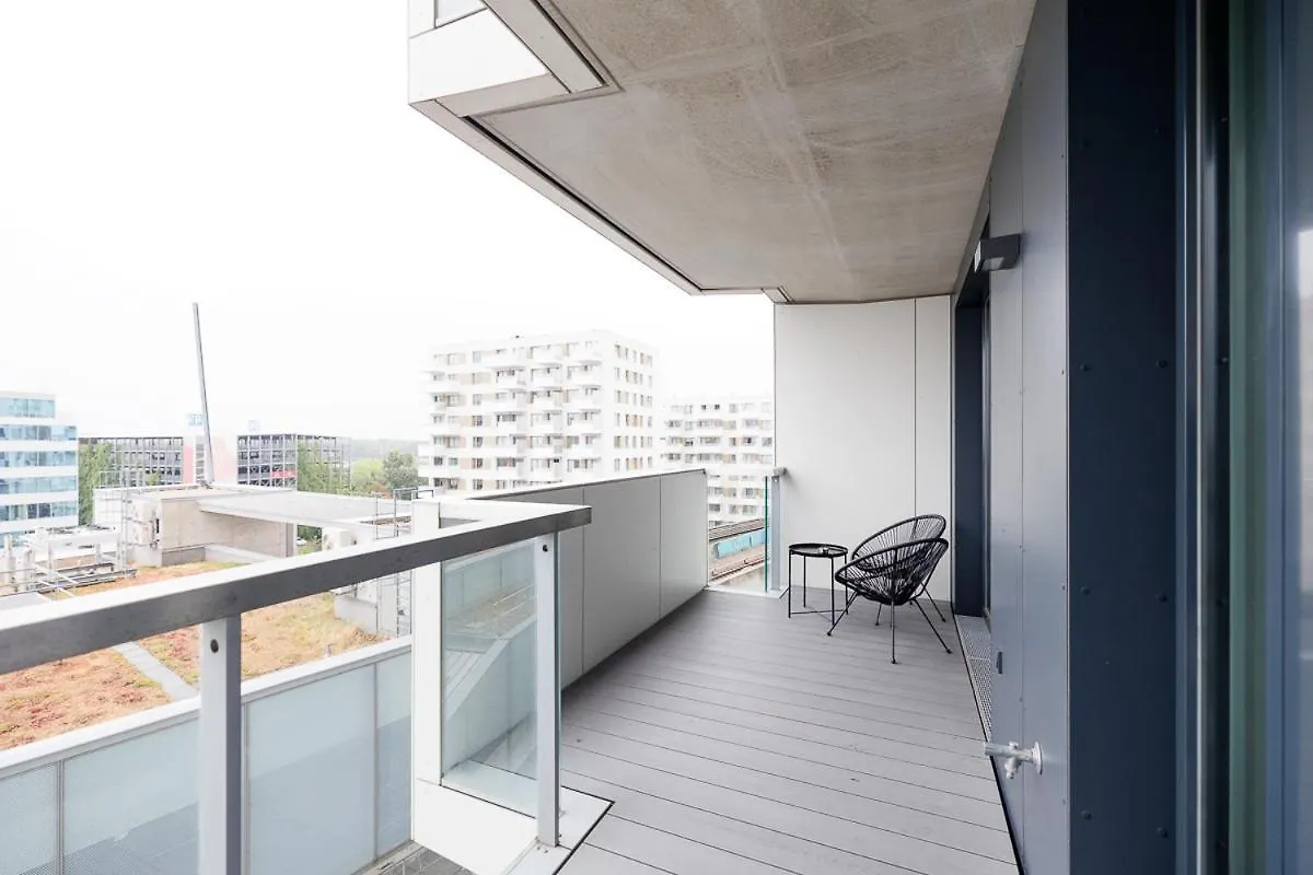 Lovely Apartment In Marina Tower - 10Min To City Center Vienna