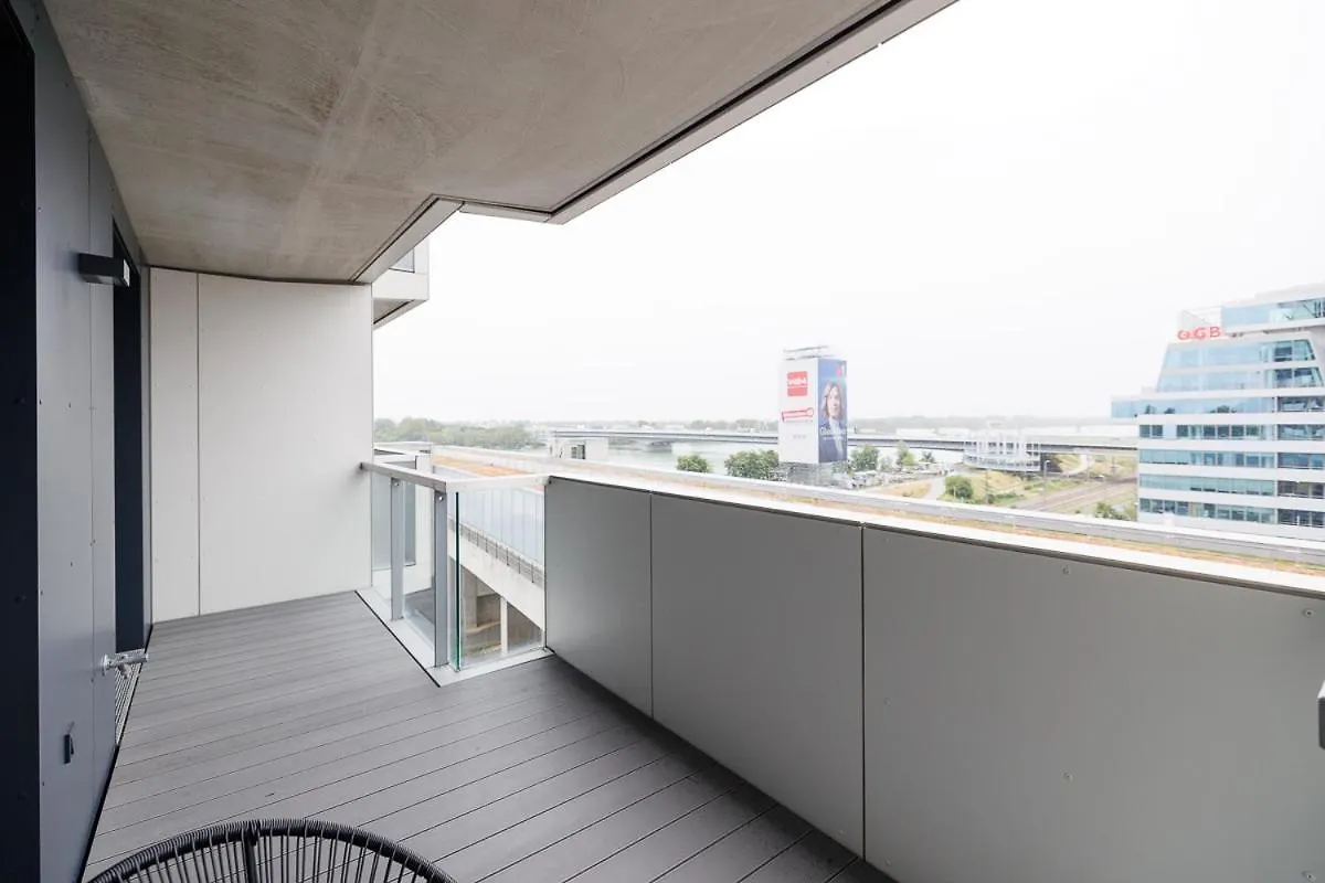 Lovely Apartment In Marina Tower - 10Min To City Center Vienna 0*,  Austria