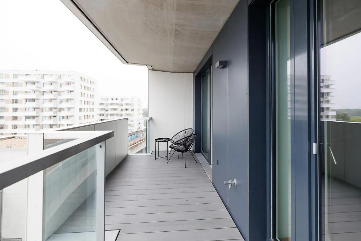 Lovely Apartment In Marina Tower - 10Min To City Center Vienna
