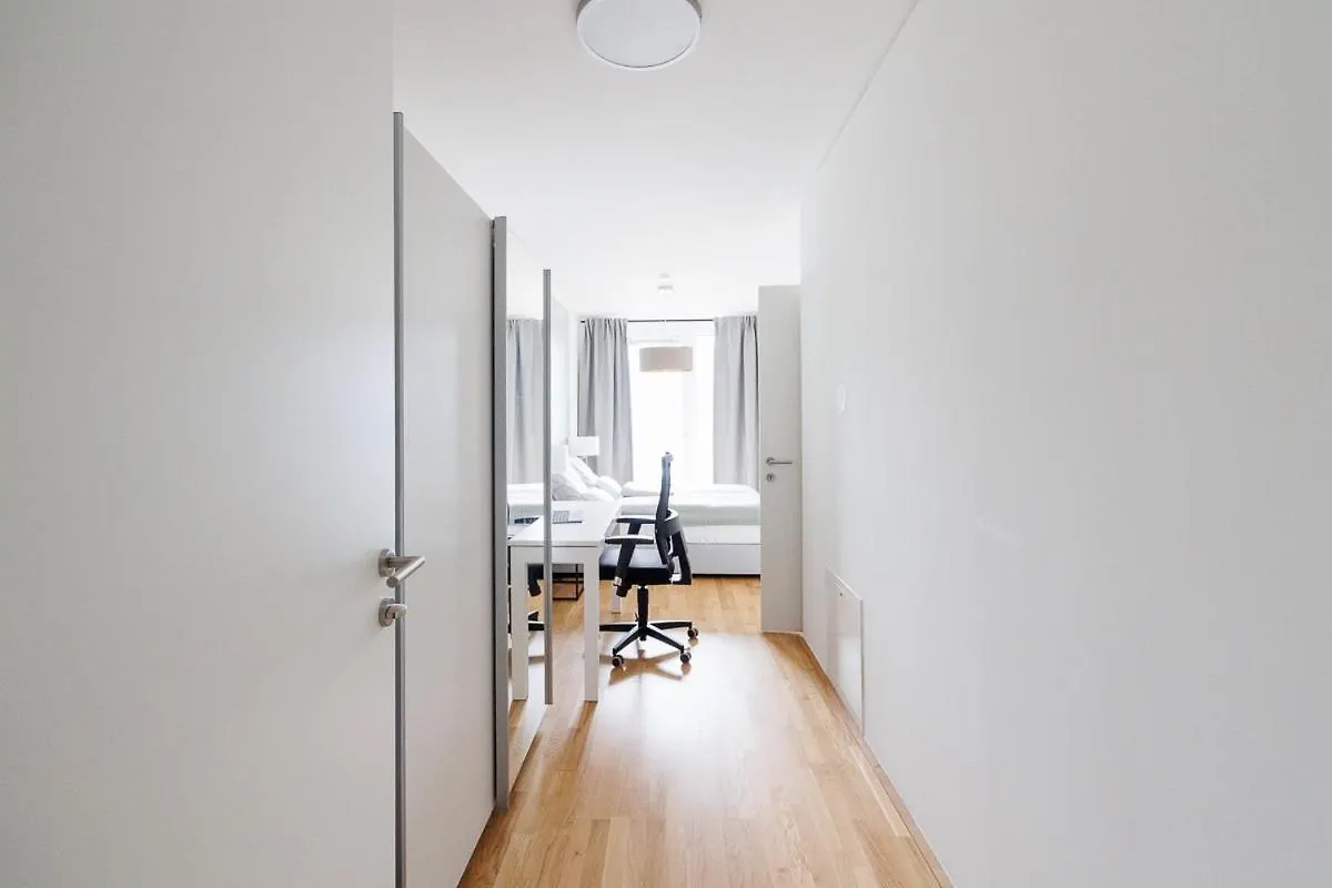 Lovely Apartment In Marina Tower - 10Min To City Center Vienna