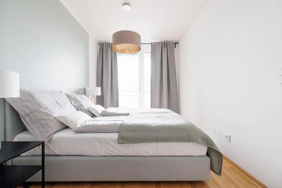 Lovely Apartment In Marina Tower - 10Min To City Center 비엔나